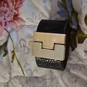 LEIGHELENA Wide Gold Hologram Stingray Leather Black/taupe Jigsaw Cuff SZ M